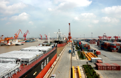 企業(yè)青睞進口報關代理公司的原因是什么？