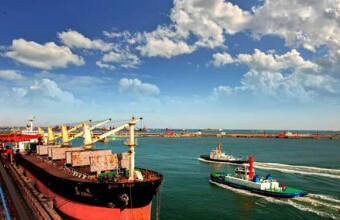 在中美兩國經(jīng)貿(mào)團(tuán)隊共同努力下第一階段經(jīng)貿(mào)協(xié)議文本達(dá)成一致