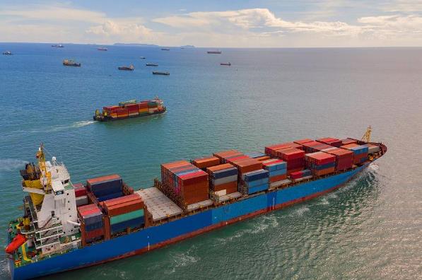 國際貨代為國際貿(mào)易活動(dòng)提供全方位的物流服務(wù)