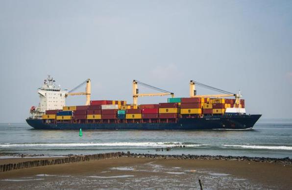 貨代作為國際物流領(lǐng)域的專業(yè)機(jī)構(gòu)，具有重要的作用和發(fā)展?jié)摿?>
							</div>
							<div   id=