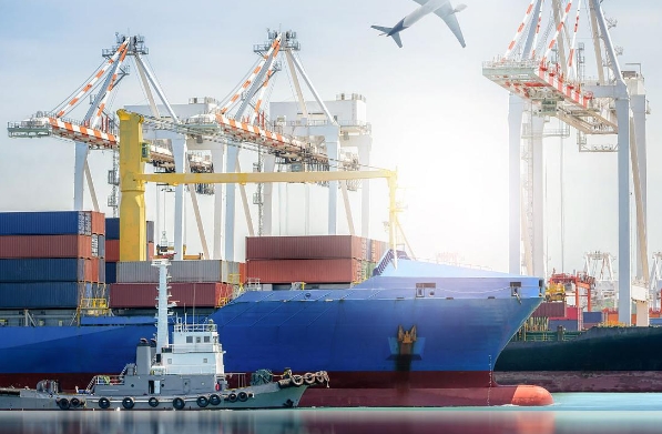 國際貨代在上海這個國際貿易中心城市具有重要的地位和作用