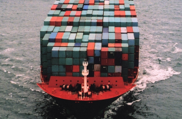 對客戶而言，選擇一個可信賴的貨代公司是非常重要的