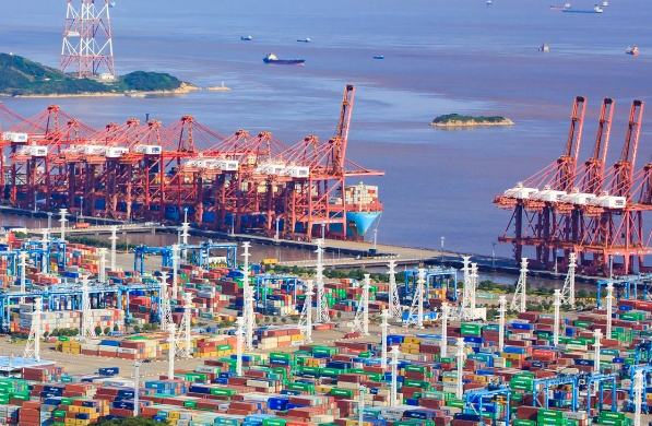 中俄的物流聯(lián)系是兩國經濟合作的基礎，也是雙方合作共贏的重要途徑