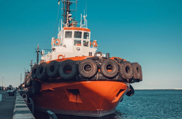 國(guó)際物流作為全球貿(mào)易的重要支柱，對(duì)企業(yè)的發(fā)展起著至關(guān)重要的作用