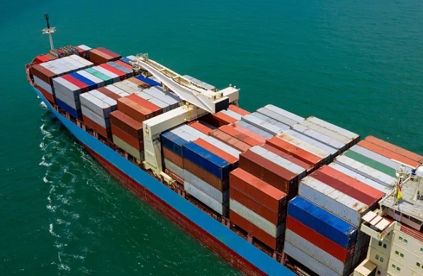 盡管德國(guó)貨代在國(guó)際貿(mào)易中占據(jù)了重要地位，但也面臨著諸多挑戰(zhàn)