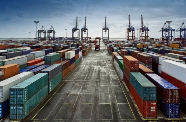 巴基斯坦貨代憑借專業(yè)的知識(shí)，為客戶提供了全方位的物流服務(wù)