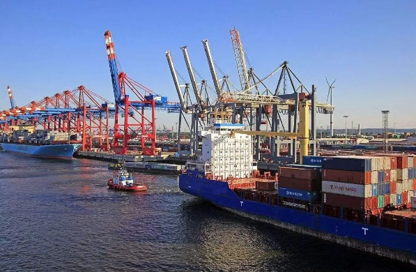 國際貨代如同貿(mào)易鏈上的隱形巨人，默默推動(dòng)著全球貿(mào)易的繁榮發(fā)展