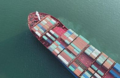 國際貨代助力更多企業跨越山海，暢通無阻地走向世界舞臺